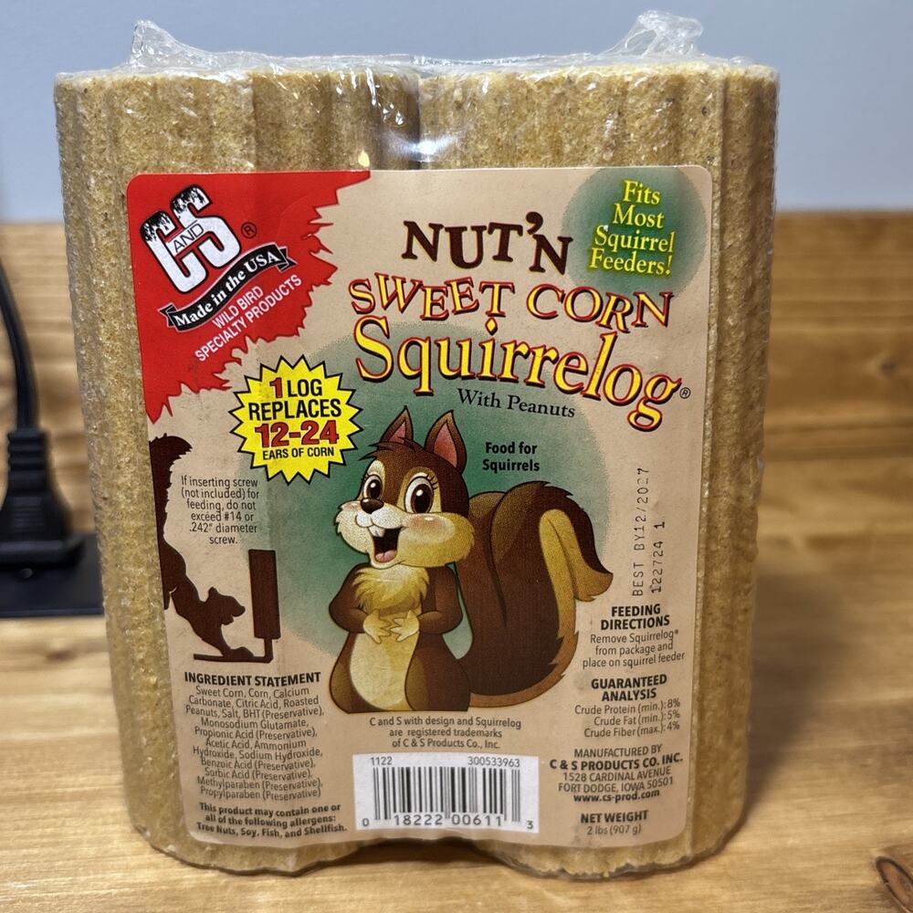Nut’n Sweet Corn Squirrelog Refill 2 lb Corn for Squirrels